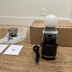 Excellent Condition Baratza Vario W+ w/ Extras